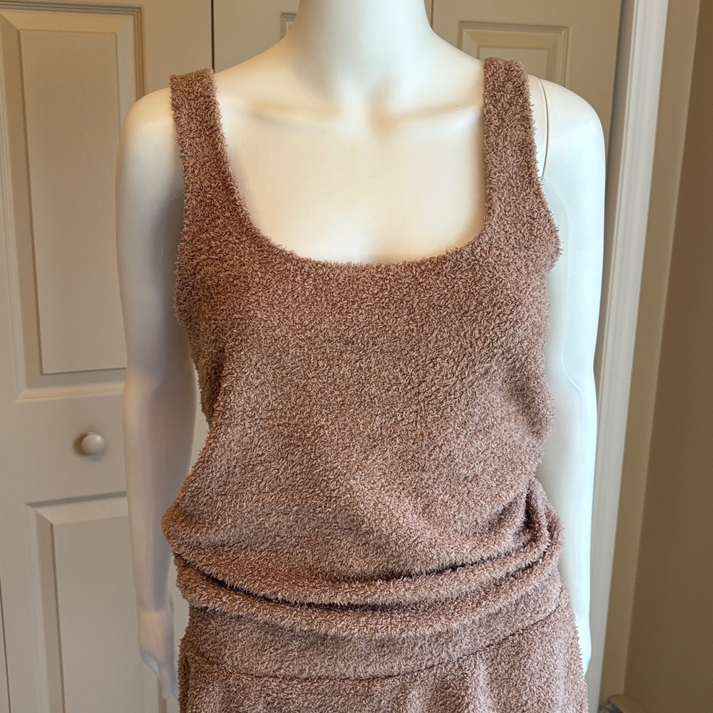 STEVE MADDEN fuzzy lounge set - Picture 2 of 8